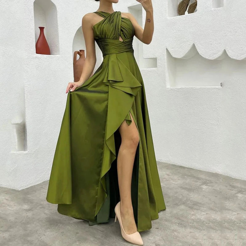 Floor-Length A-Line Sleeveless Dress – Graceful Movement, Timeless Style