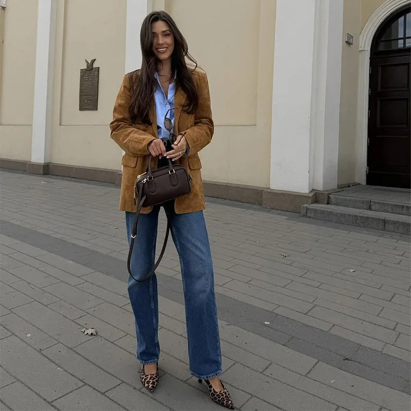 Vintage Brown Suede Style Coat – Timeless Luxury and Sophistication
