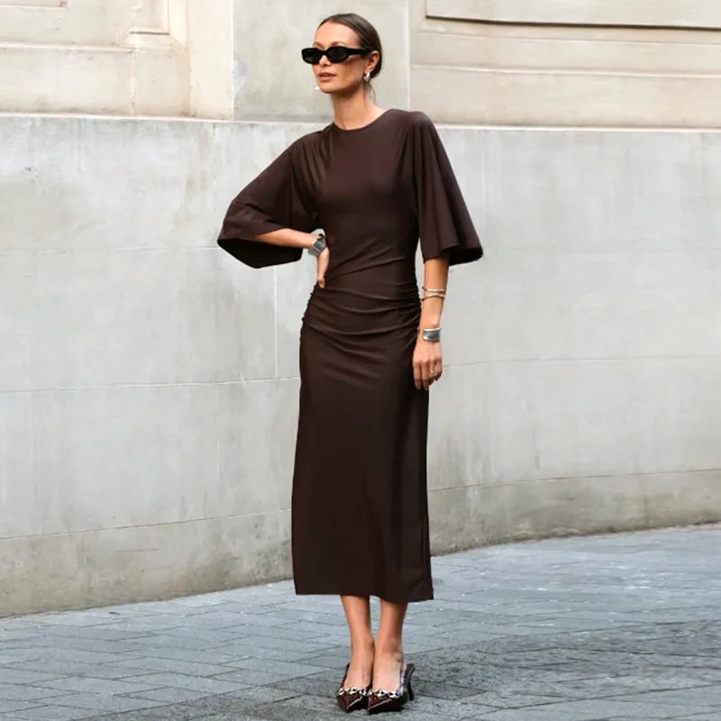 Sleek Round Neck Pleated Split Evening Dress