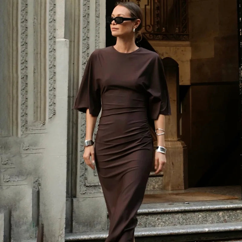 Sleek Round Neck Pleated Split Evening Dress